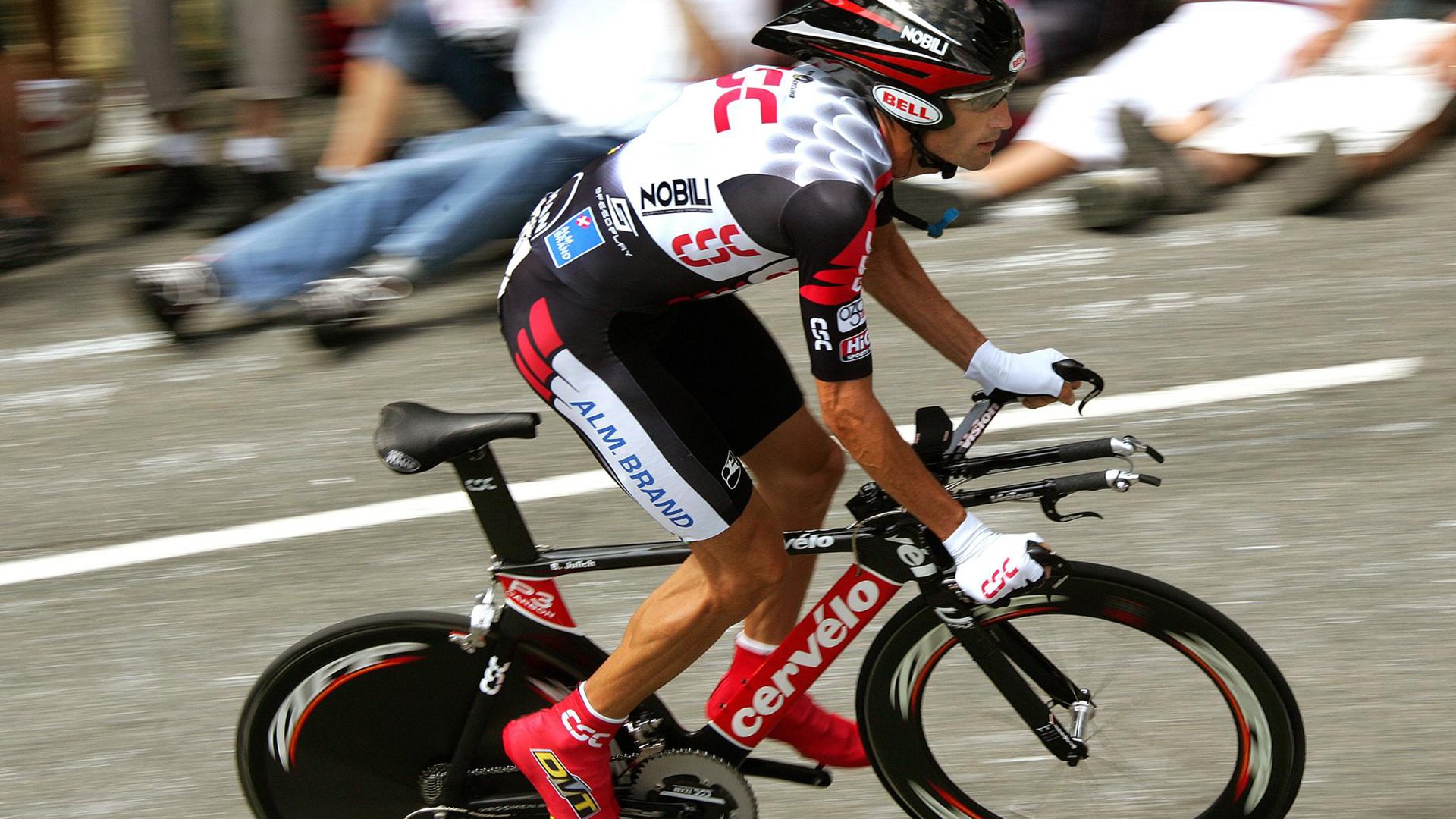 贝尔哈德·福特：突破型球员，令全黑队进攻更具灵活性，贝尔福特vs猿人